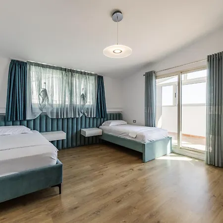 The Modern Escape By Ps Apartament Golem (Tirana)