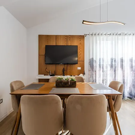 Daire The Modern Escape By Ps Golem (Tirana)