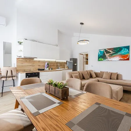 The Modern Escape By Ps Apartment